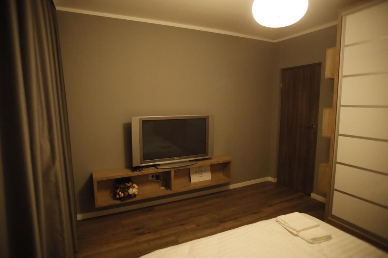 Ferienwohnung Rcc 3 Apartament Focşani Exterior foto
